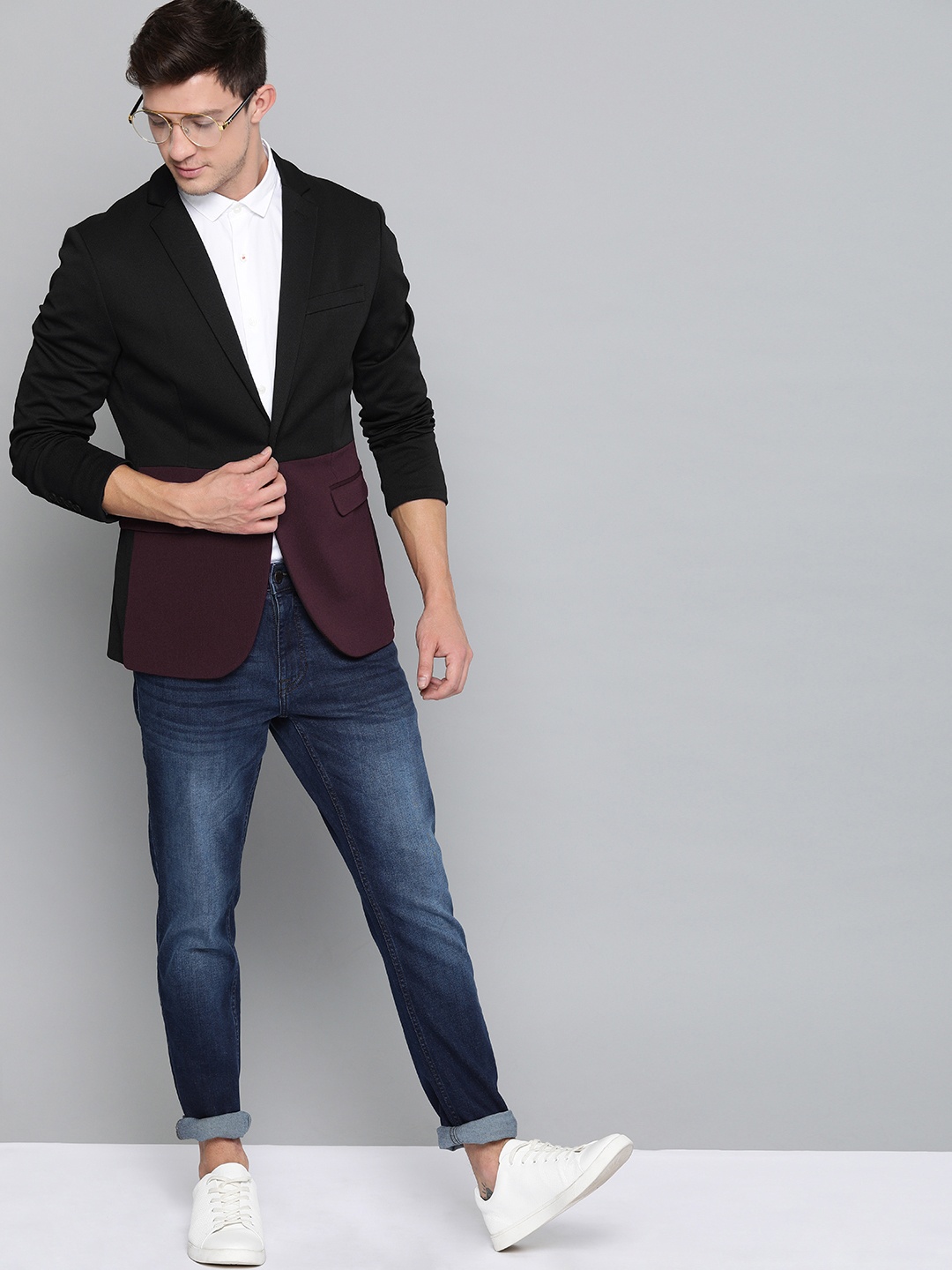 

Mast & Harbour Men Black & Burgundy Colourblocked Regular Fit Casual Blazer