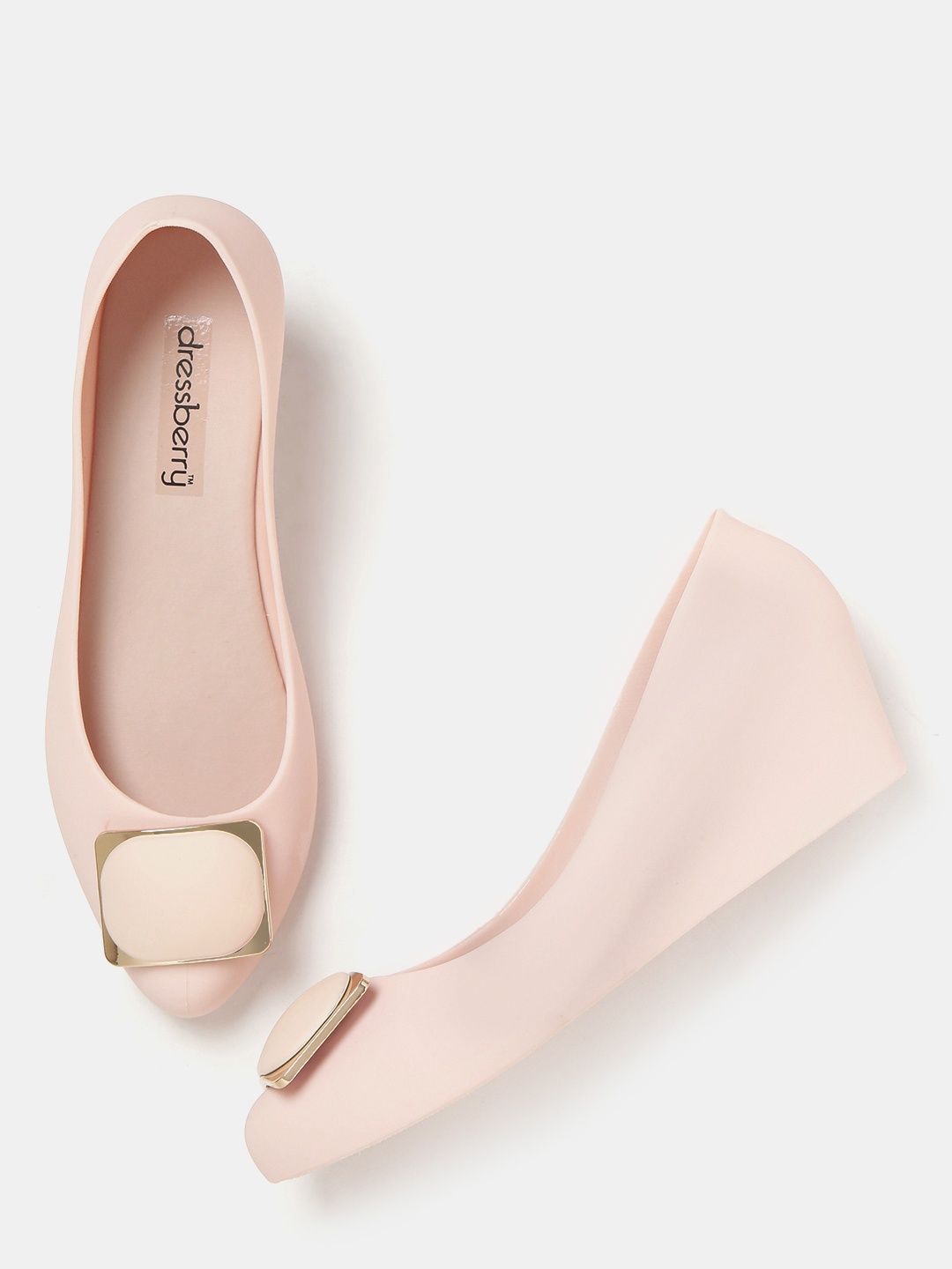 

DressBerry Women Peach-Coloured Solid Pumps