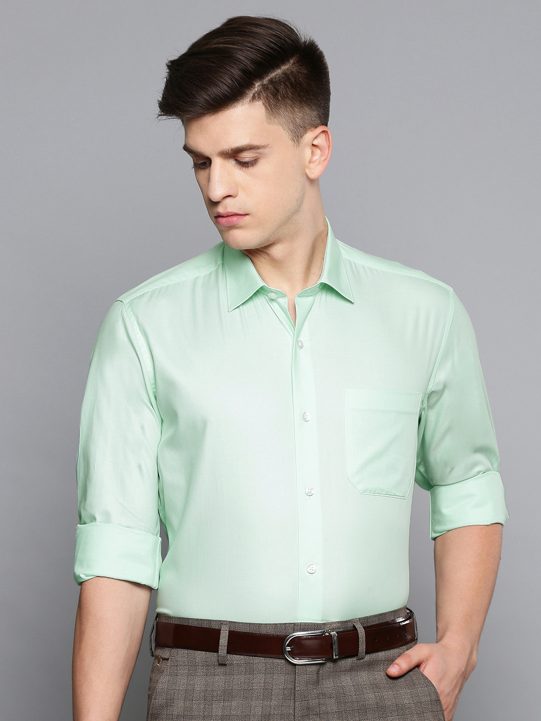 

Louis Philippe Men Green Slim Fit Solid Formal Shirt