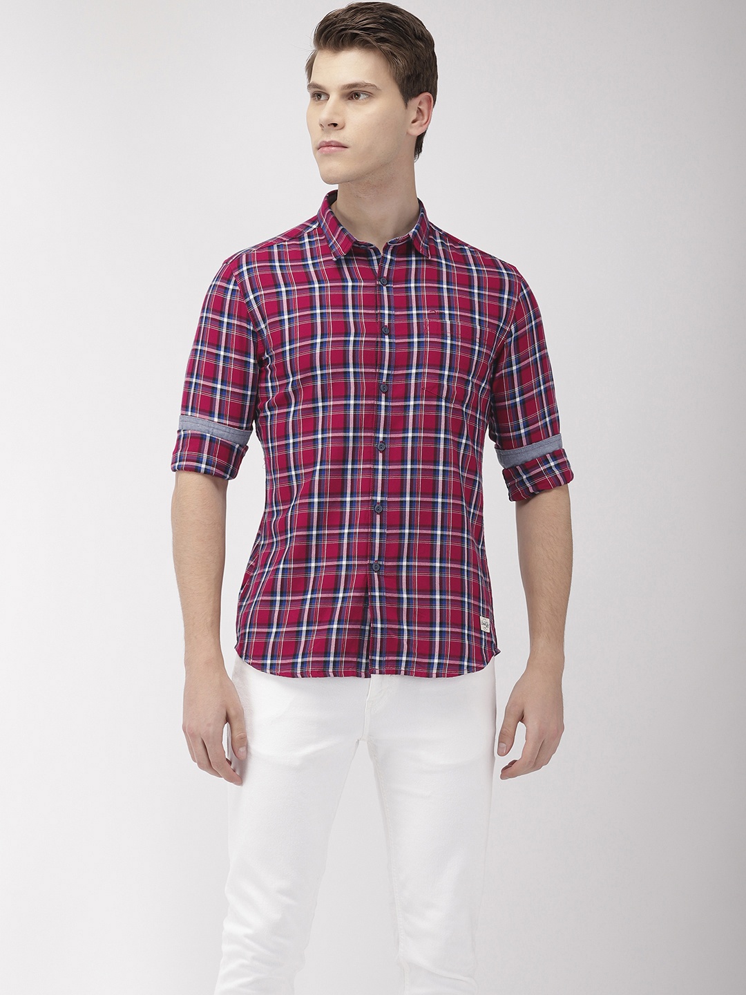 

Flying Machine Men Red & Blue Slim Fit Checked Casual Shirt