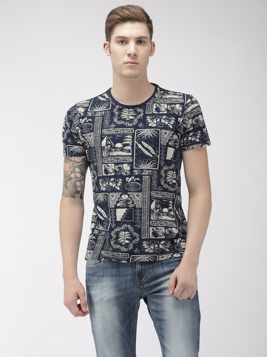 

Flying Machine Men Navy Blue Printed Round Neck T-shirt