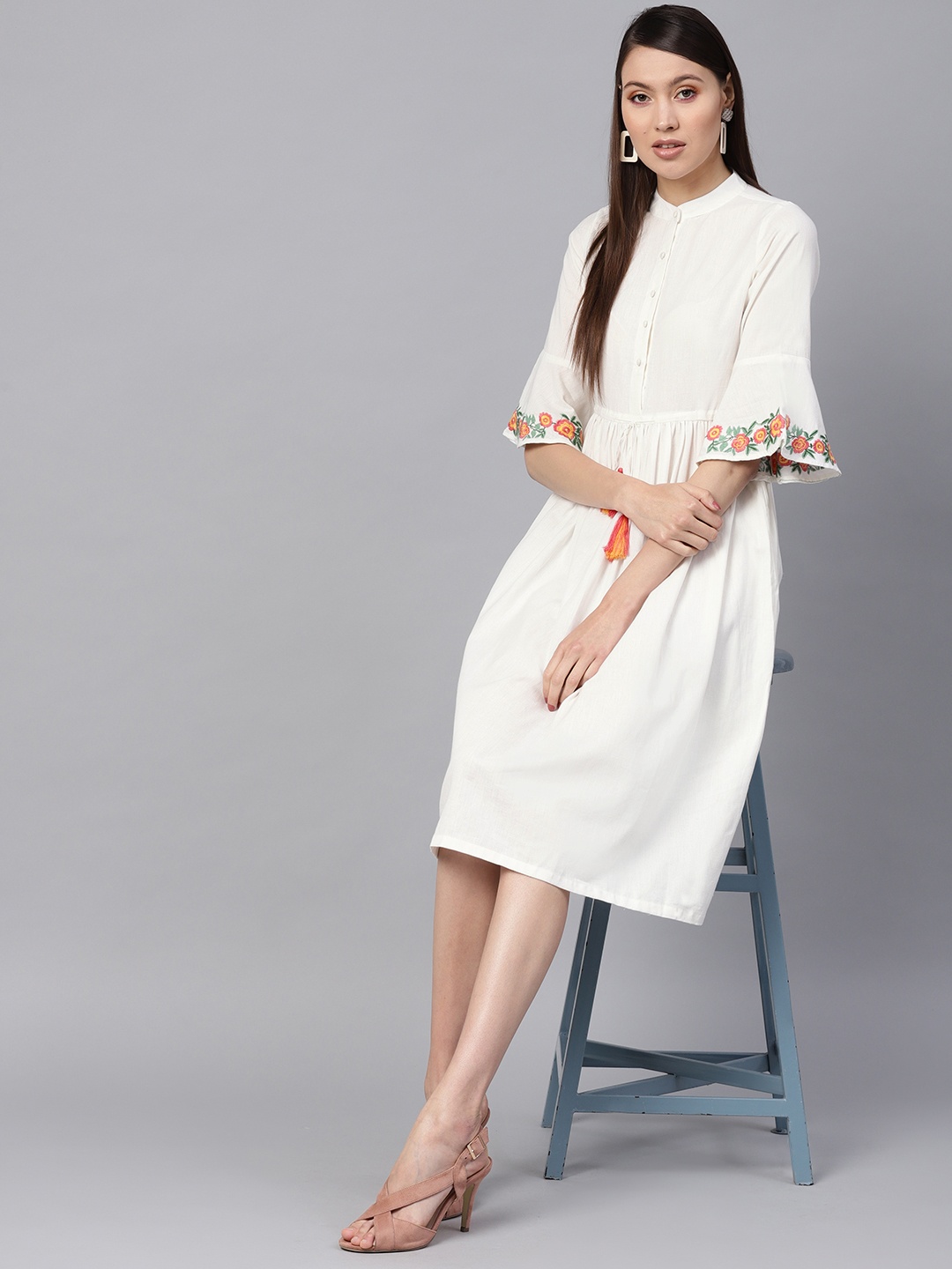 

SASSAFRAS Women White Solid Empire Dress