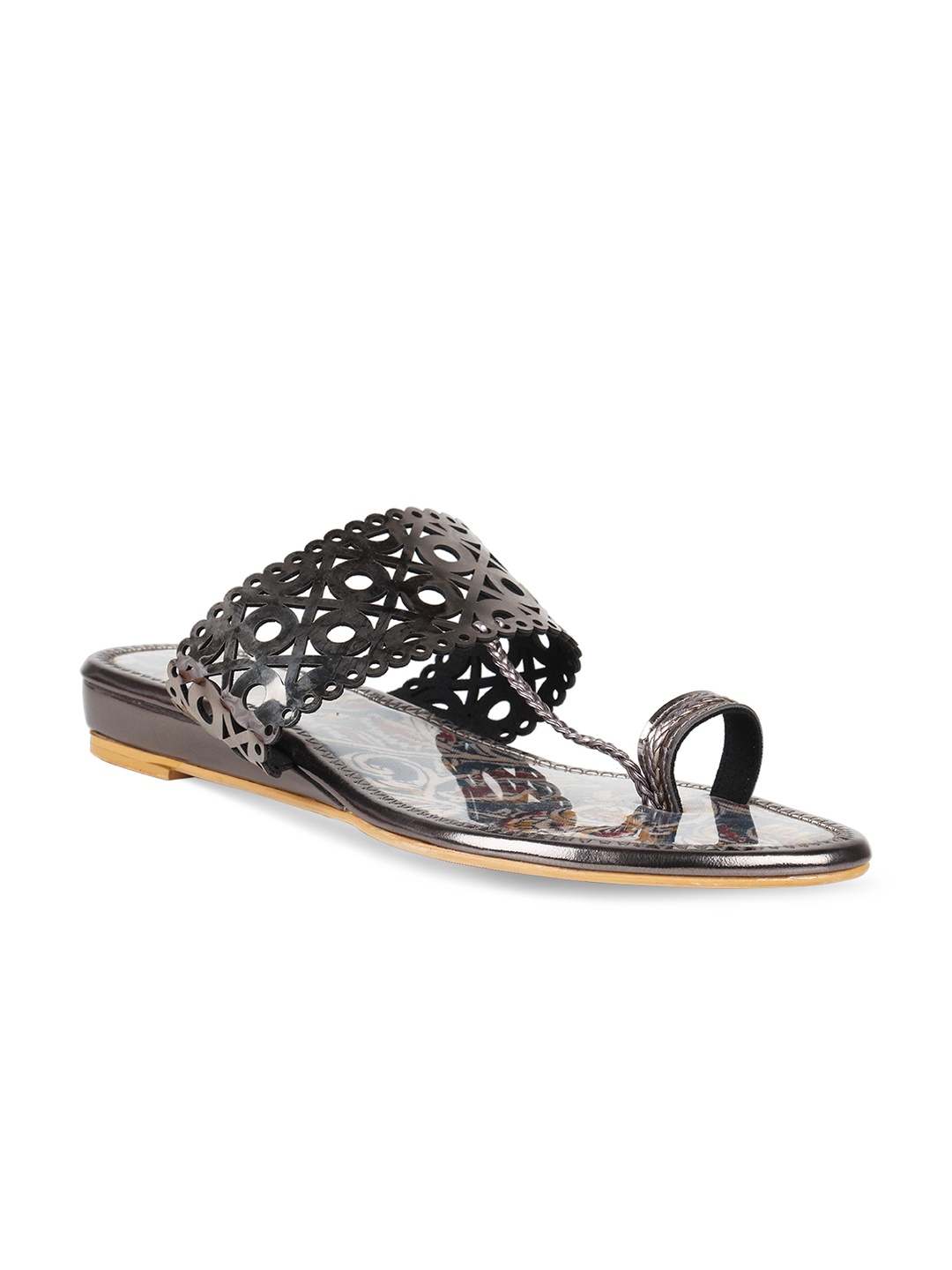 

Rocia Women Gunmetal-Toned Solid One Toe Flats, Metallic