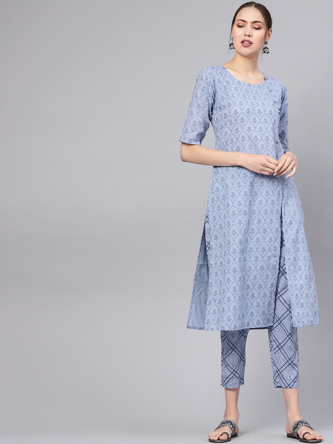 

GERUA Women Blue Printed Kurta with Trousers