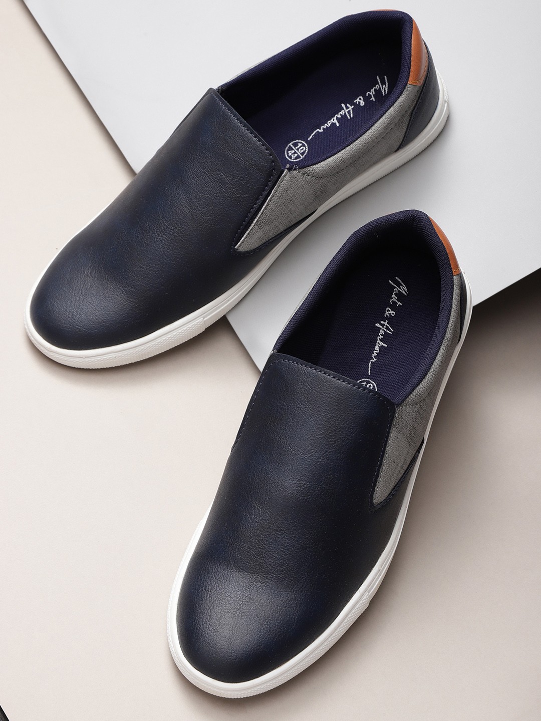 

Mast & Harbour Men Navy Blue & Grey Colourblocked Slip-On Sneakers