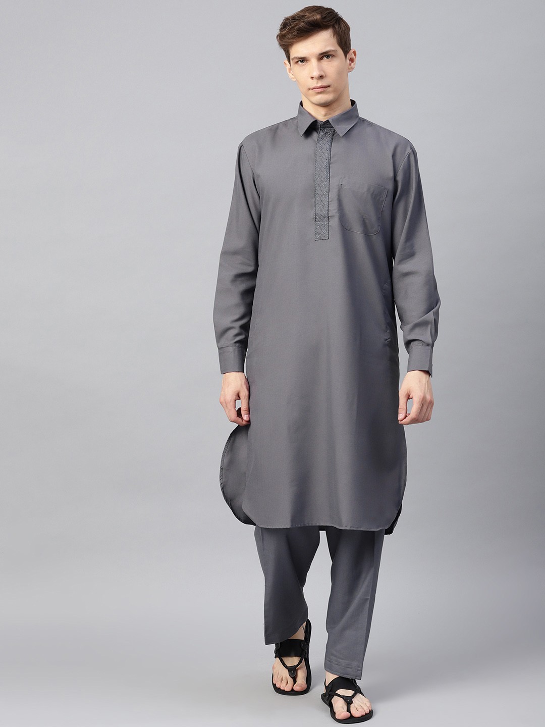 

SOJANYA Men Grey Solid Kurta with Pyjamas