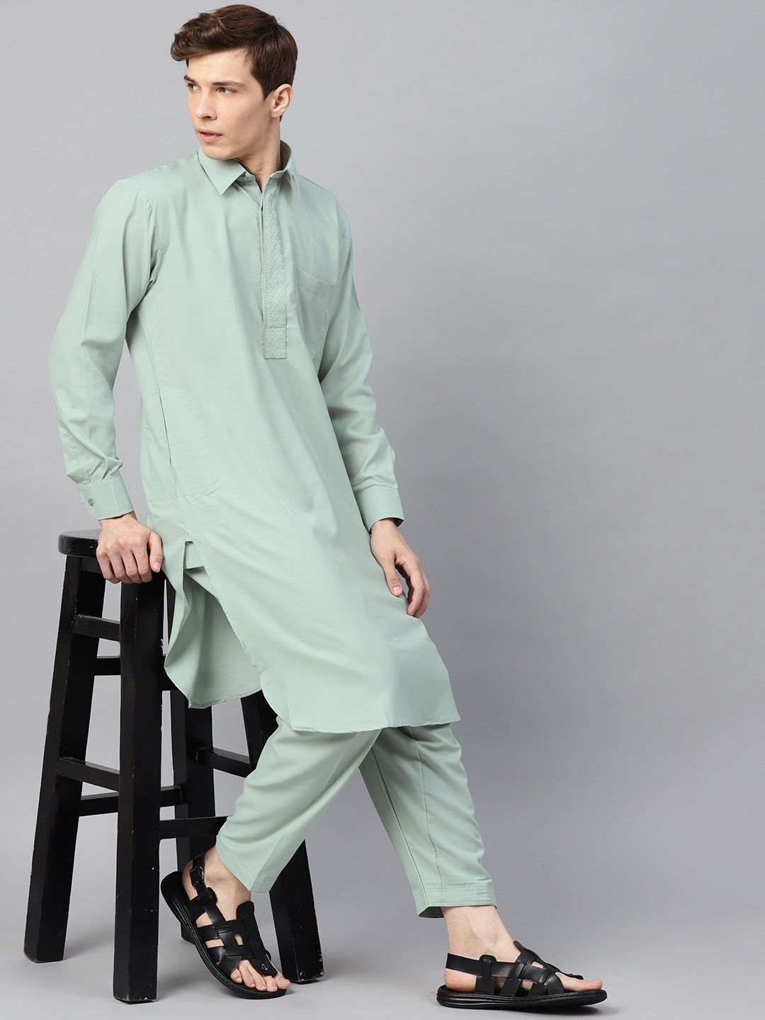 

SOJANYA Men Sea Green Solid Kurta with Pyjamas