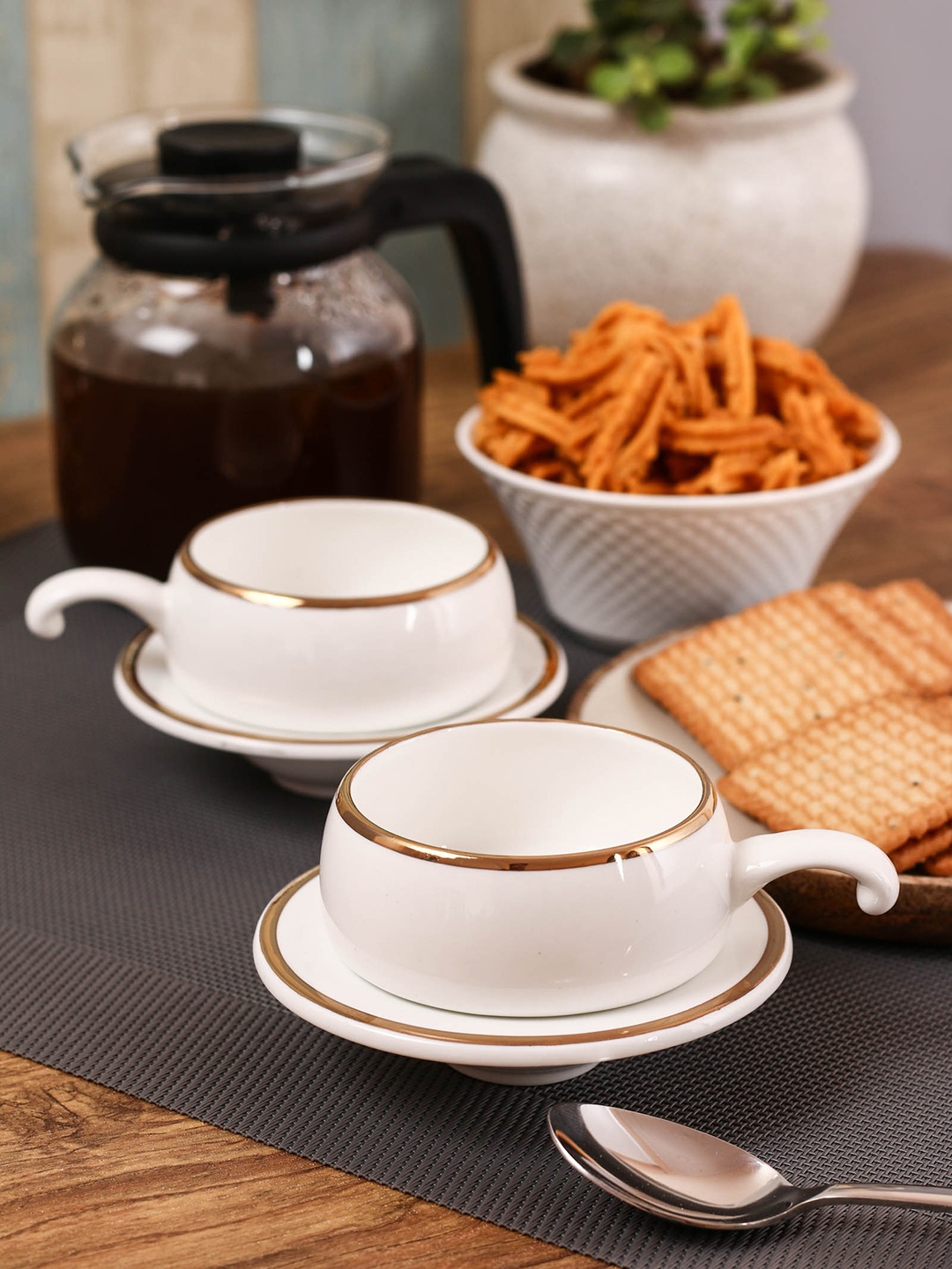 

CLAY CRAFT White & Gold-Toned Set of 6 Bone China Cups and Saucers