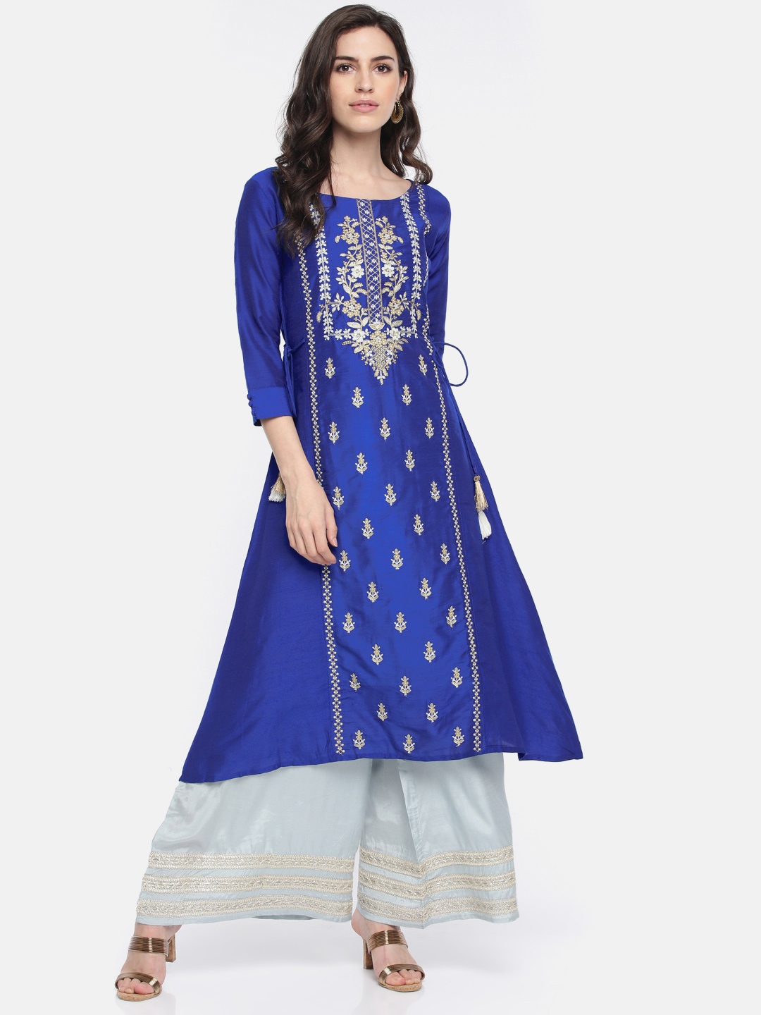 Span Women Blue Embroidered A-Line Kurta