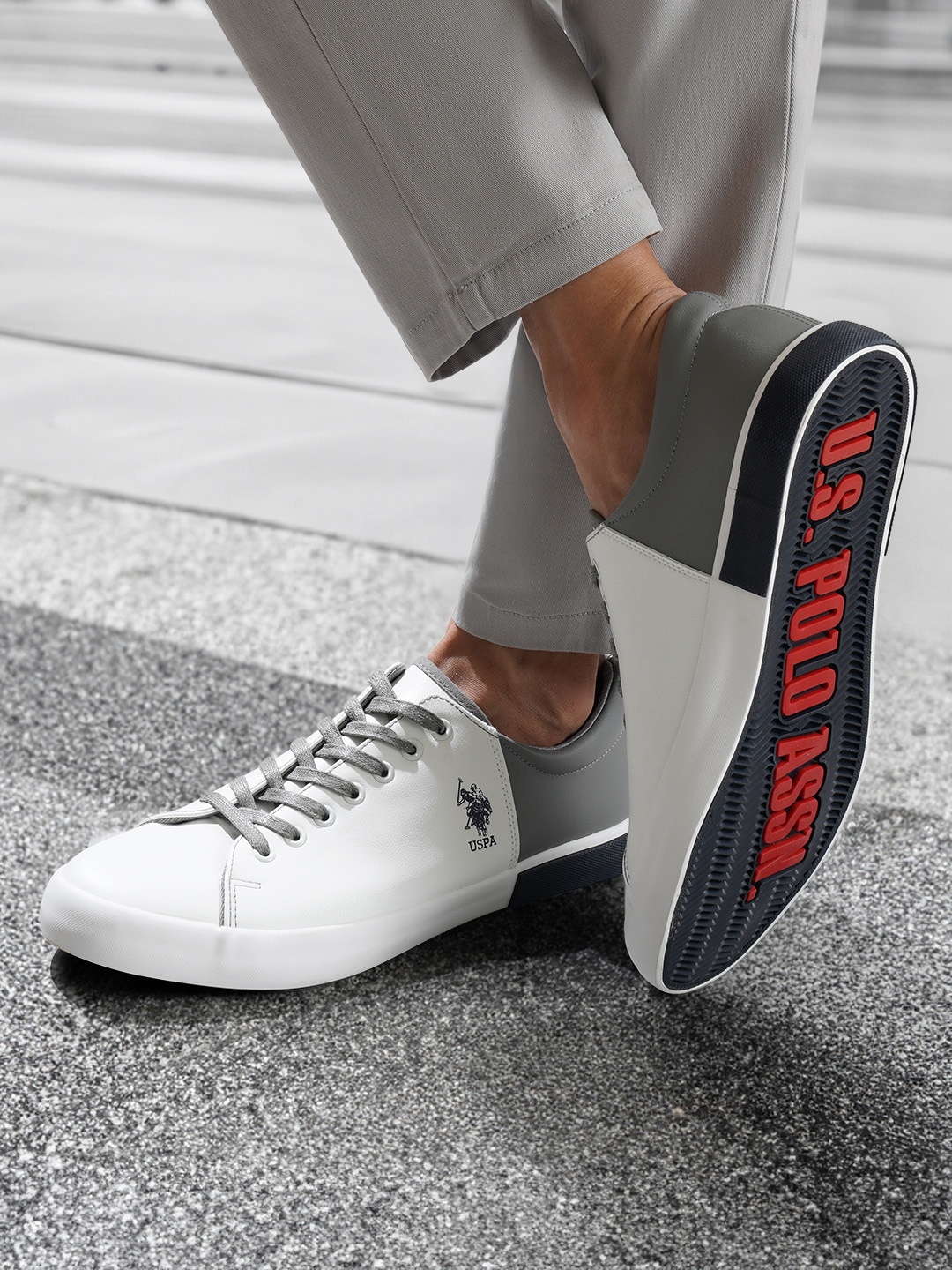 

U.S. Polo Assn. Men White & Grey Colourblocked Sneakers