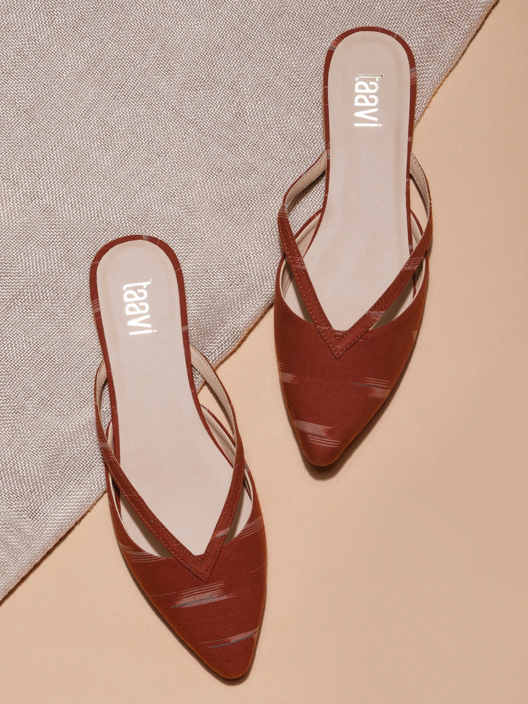 

Taavi Women Rust-Coloured Printed Ikat Mules