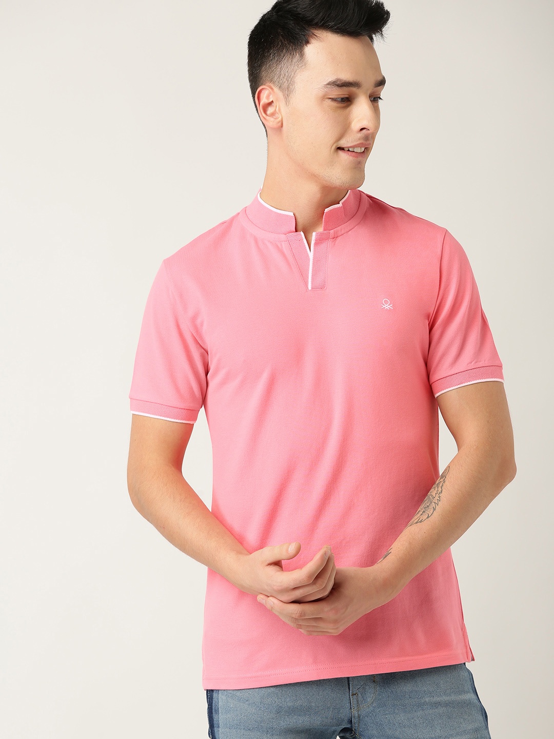 

United Colors of Benetton Men Pink Solid Stand Collar T-shirt