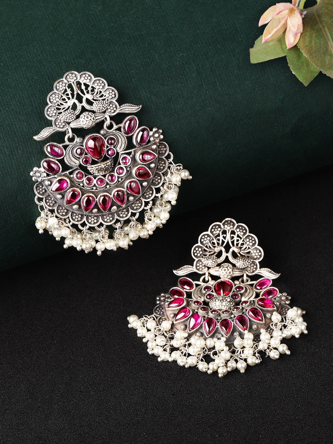 

Rubans Silver-Toned & Maroon Oxidised Crescent Shaped Chandbalis