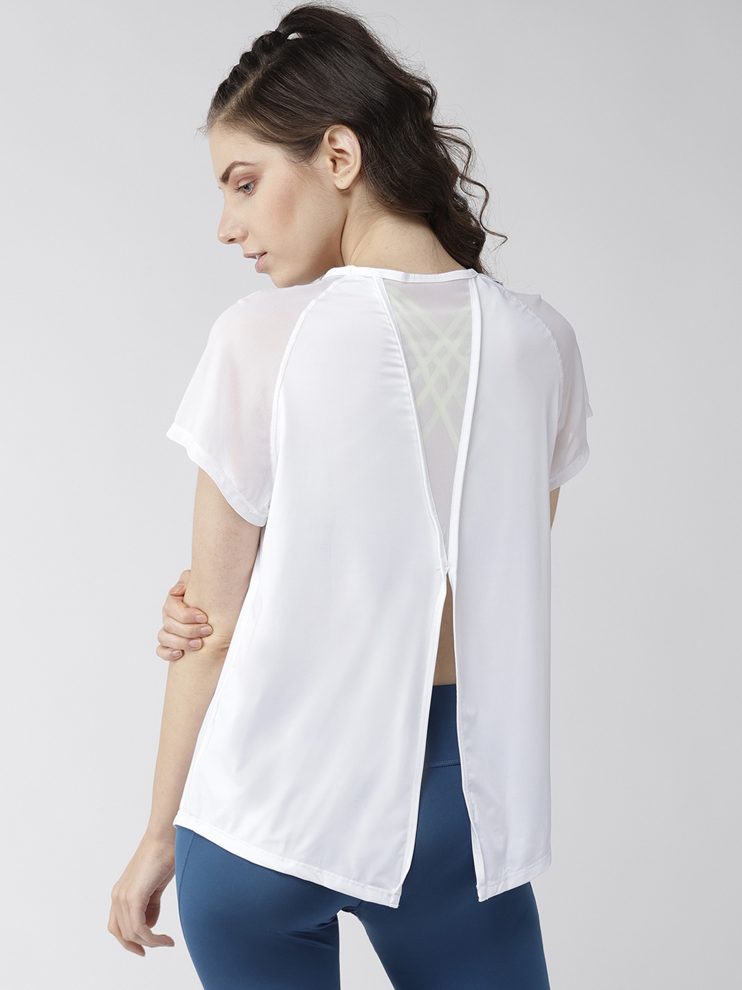 

Fitkin Women White Solid Gym Yoga Styled Back Top