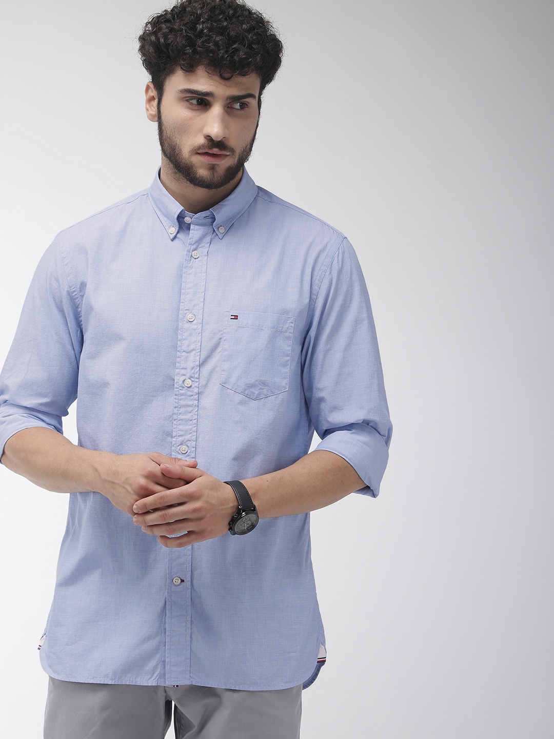 

Tommy Hilfiger Men Blue Regular Fit Solid Casual Shirt