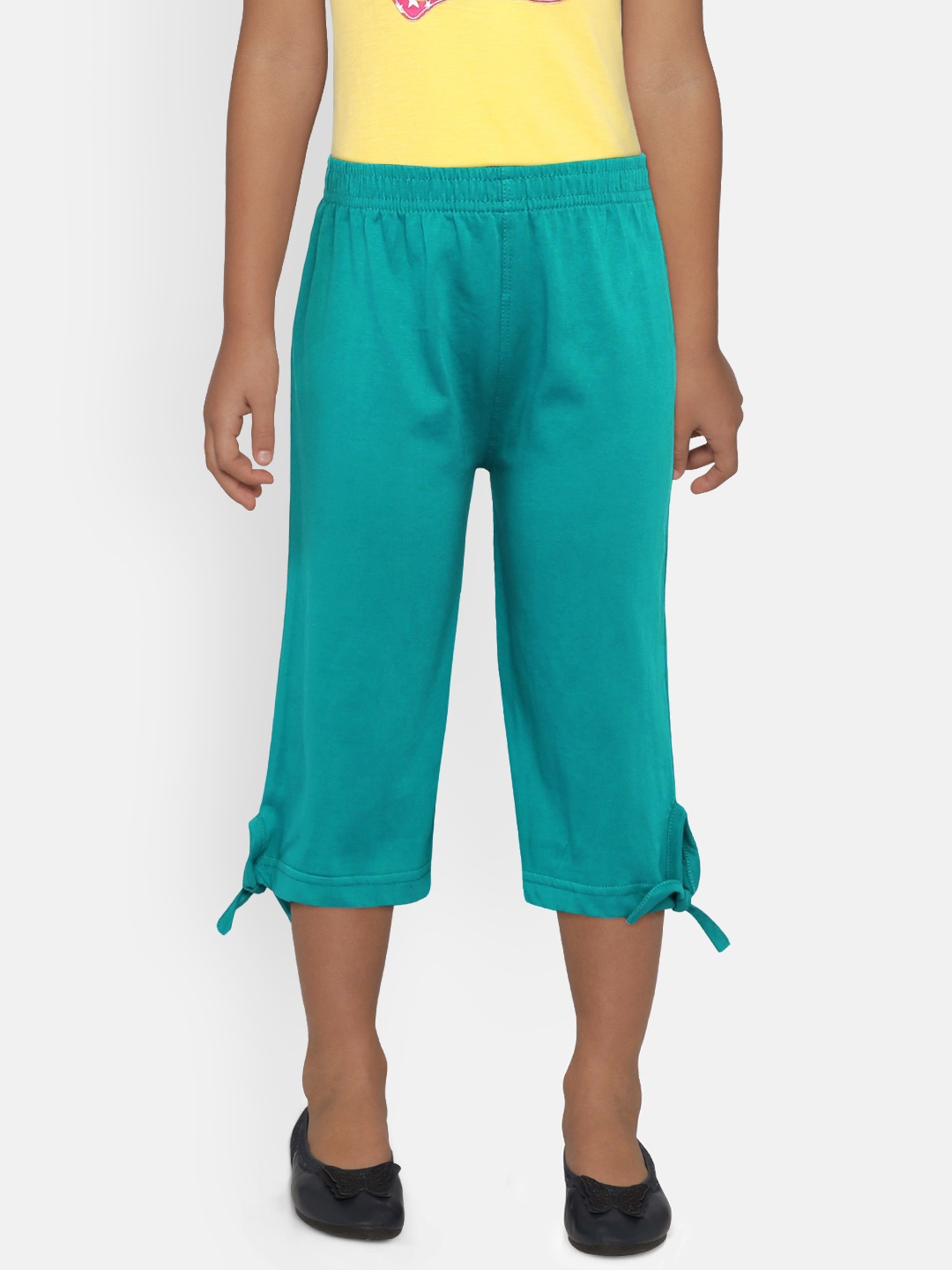 

SINI MINI Girls Turquoise Blue Solid Regular Fit Capris