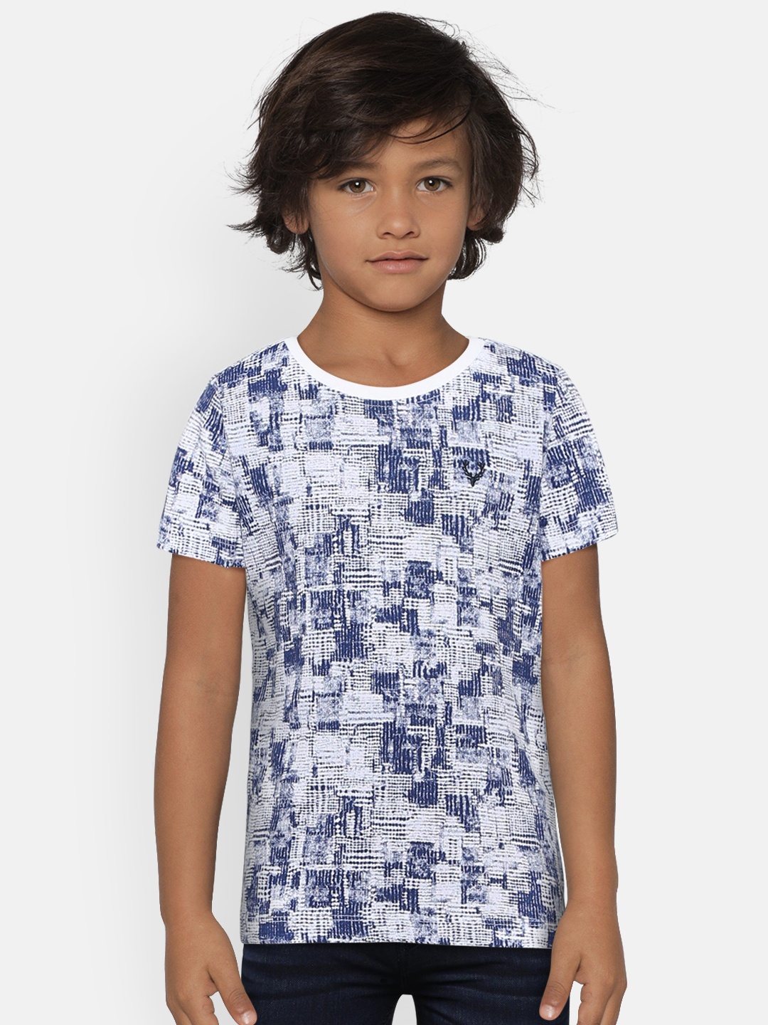 

Allen Solly Junior Boys Blue & White Printed Round Neck T-shirt
