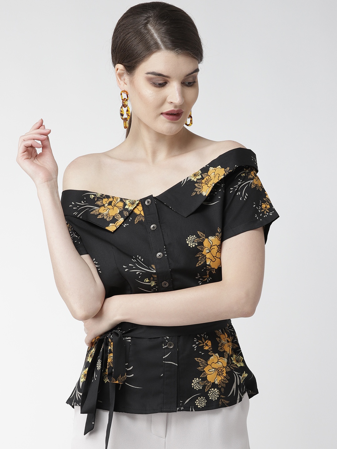 

WoowZerz Women Black & Mustard Yellow Contemporary Slim Fit Printed Bardot Top