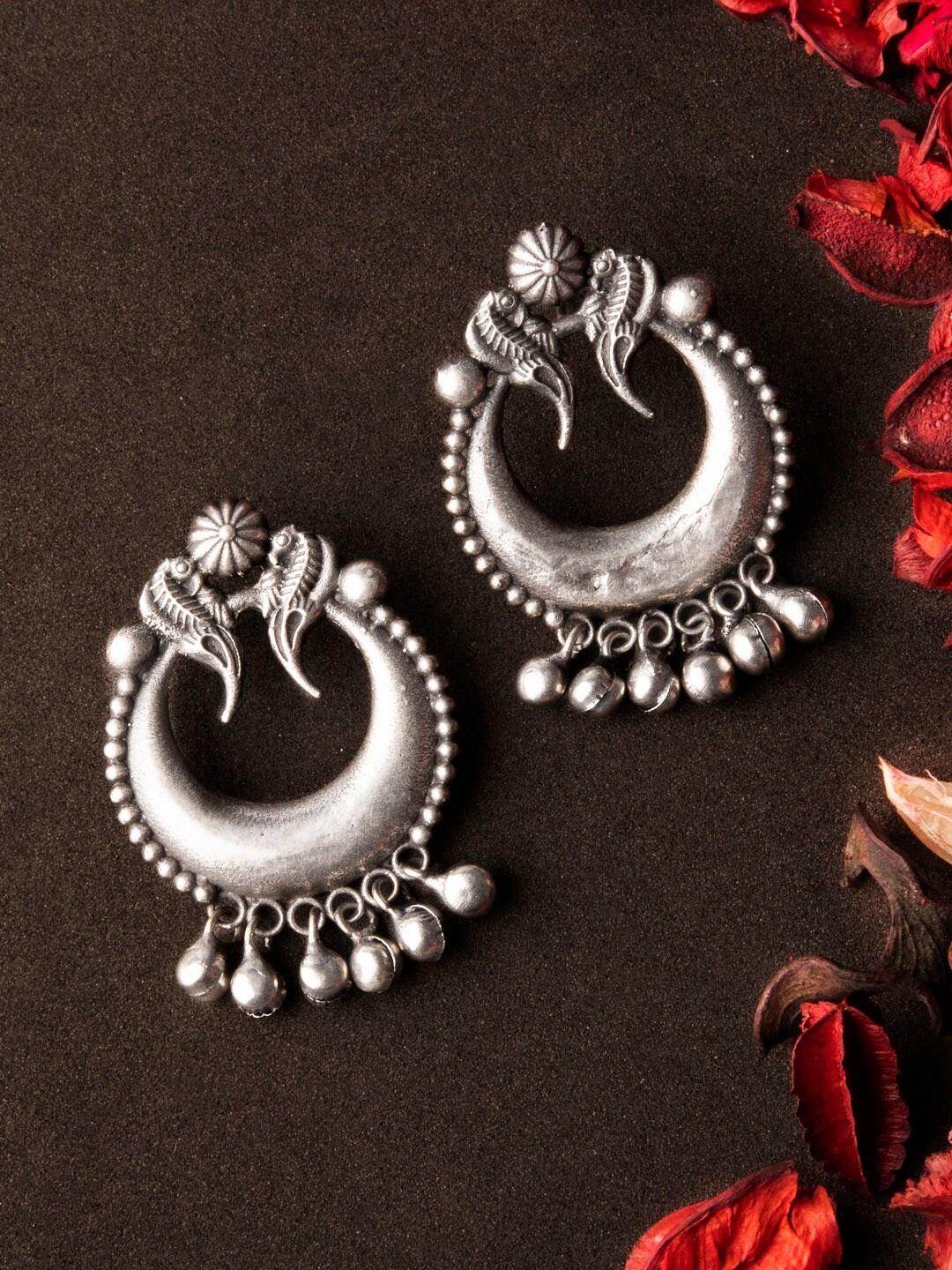 

Rubans Silver-Toned Oval Drop Earrings