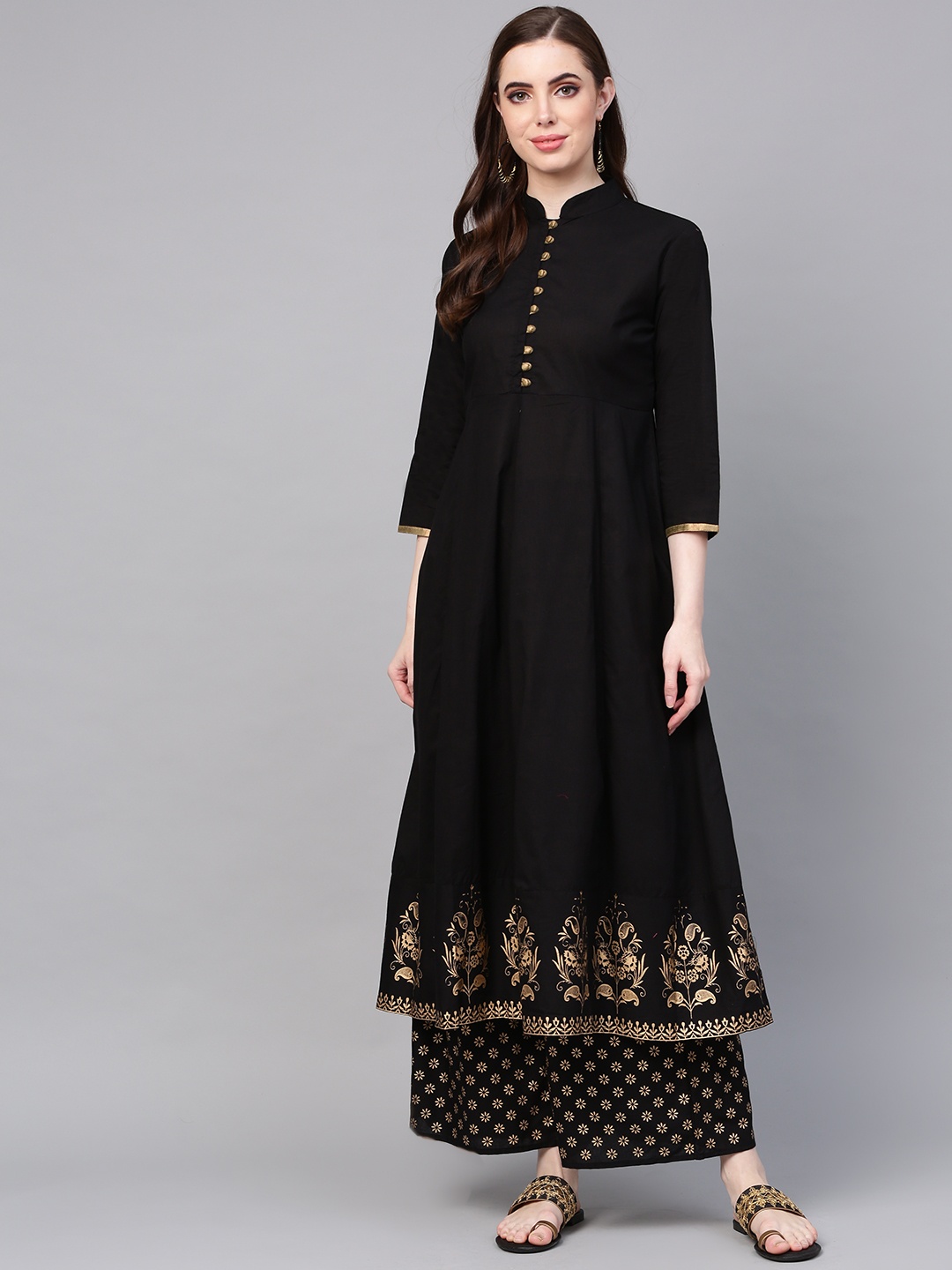 

Bhama Couture Women Black & Golden Solid Kurta with Palazzos
