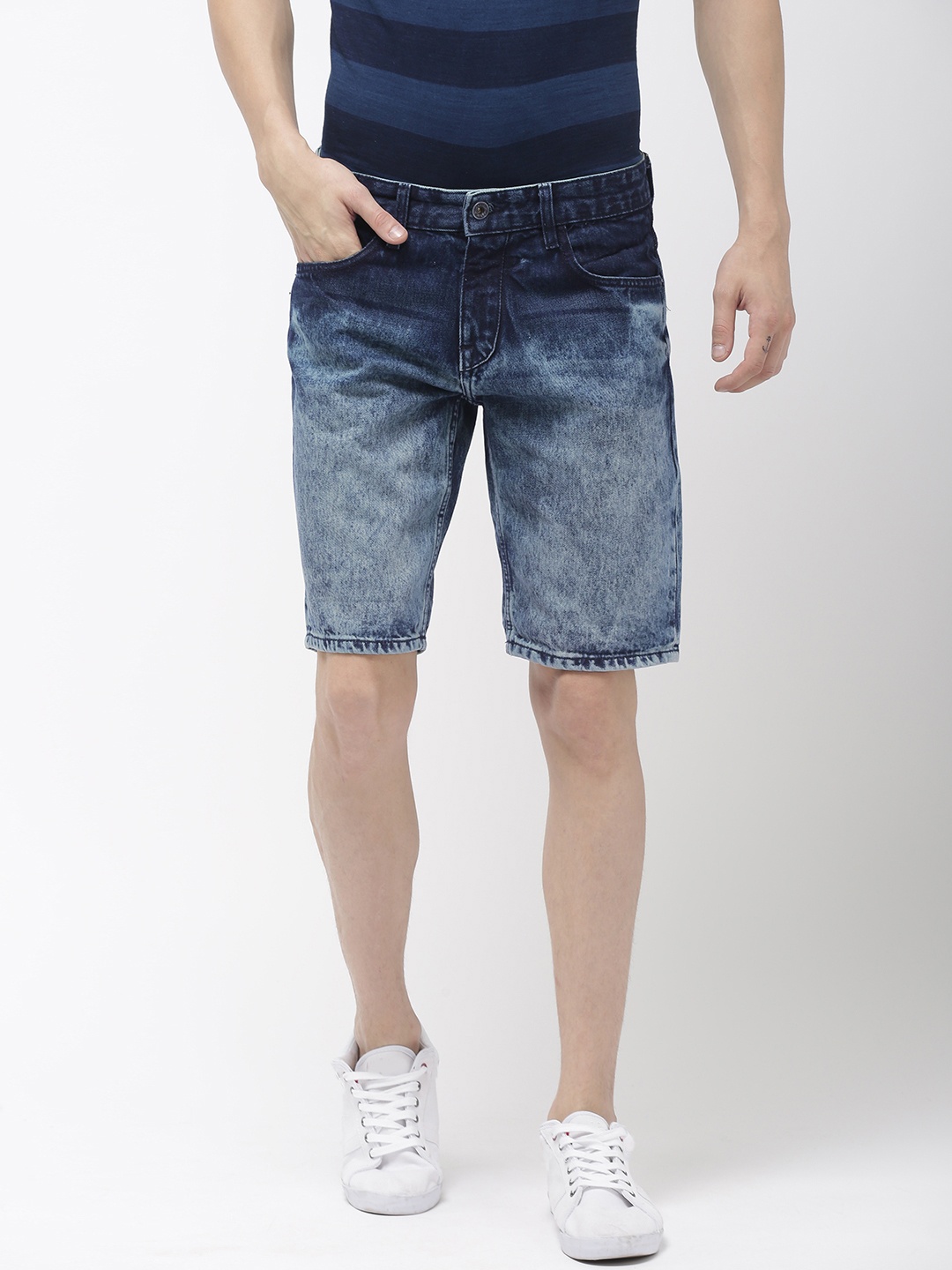 

Celio Men Blue Washed Denim Shorts