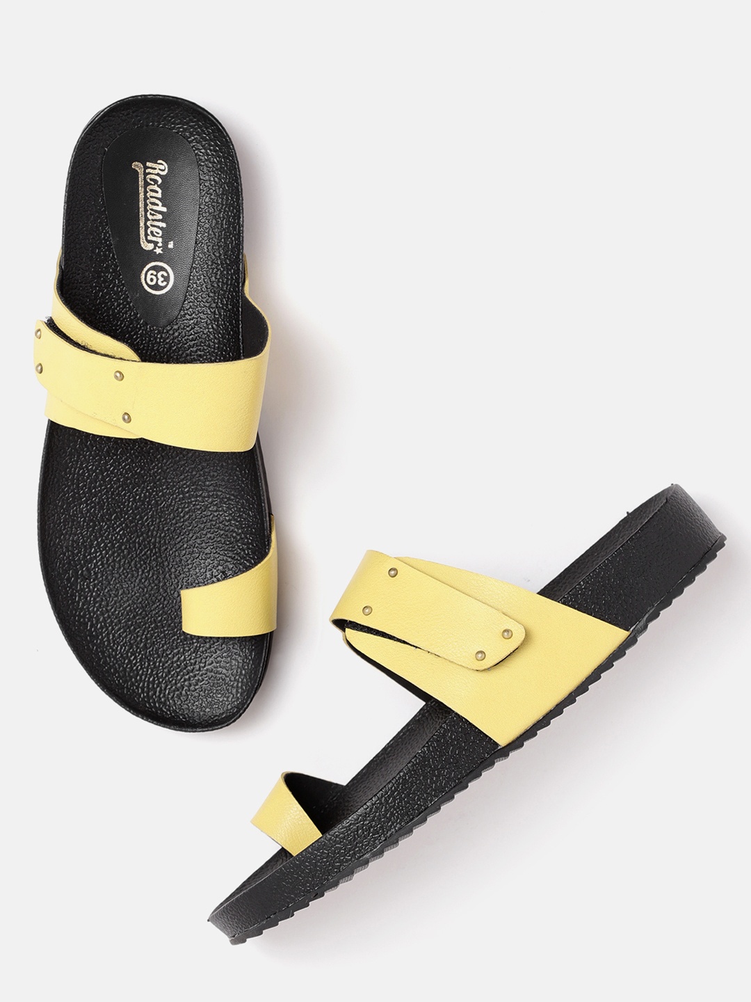 

The Roadster Lifestyle Co Women Yellow Solid One Toe Flats