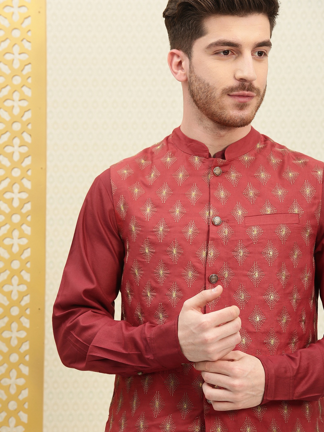 

House of Pataudi Men Maroon & Beige Embroidered Nehru Jacket