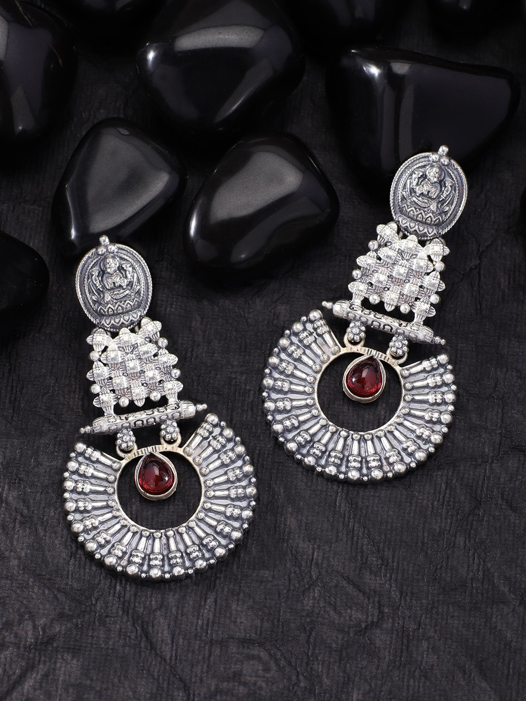 

Peora Pink & Silver-Toned Contemporary Drop Earrings