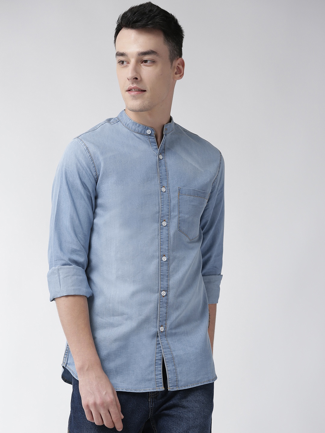 

Hubberholme Men Blue Regular Fit Solid Faded Denim Casual Shirt