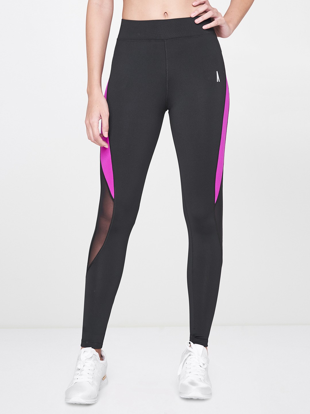 

AND Women Black Solid Activewear Tights