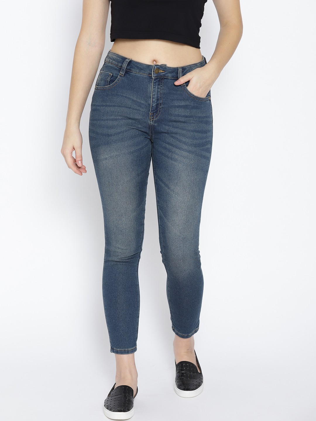 

DressBerry Women Blue Skinny Fit Mid-Rise Clean Look Stretchable Cropped Jeans