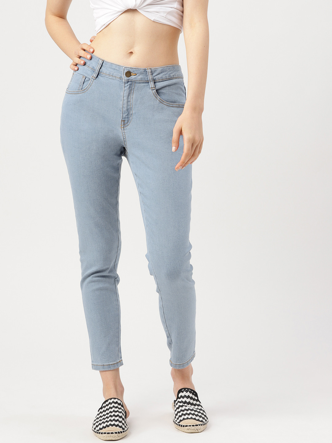 

DressBerry Women Blue Skinny Fit Mid-Rise Clean Look Stretchable Jeans