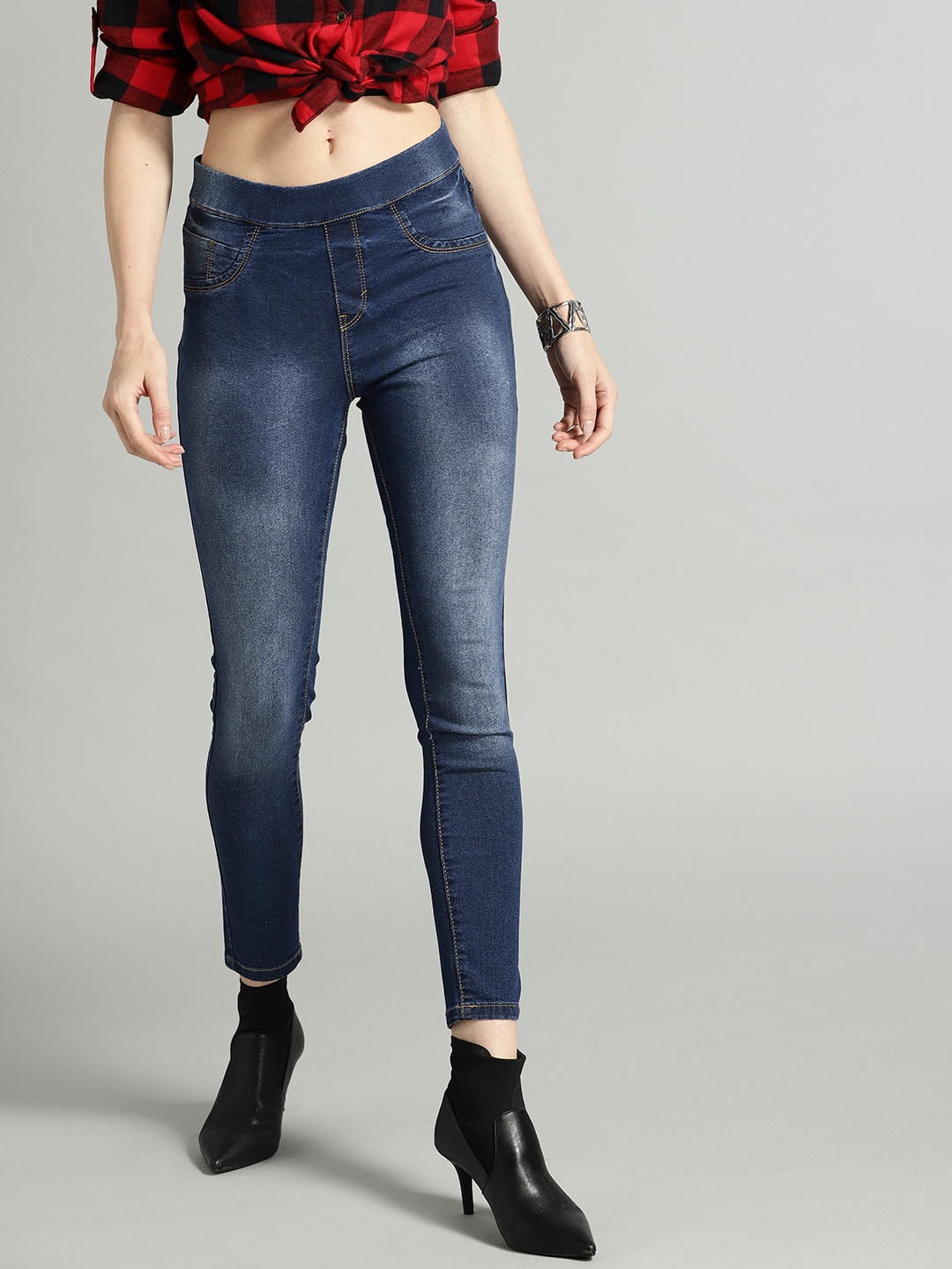 

The Roadster Lifestyle Co Women Navy Blue Washed Super Skinny Fit Cropped Jeggings