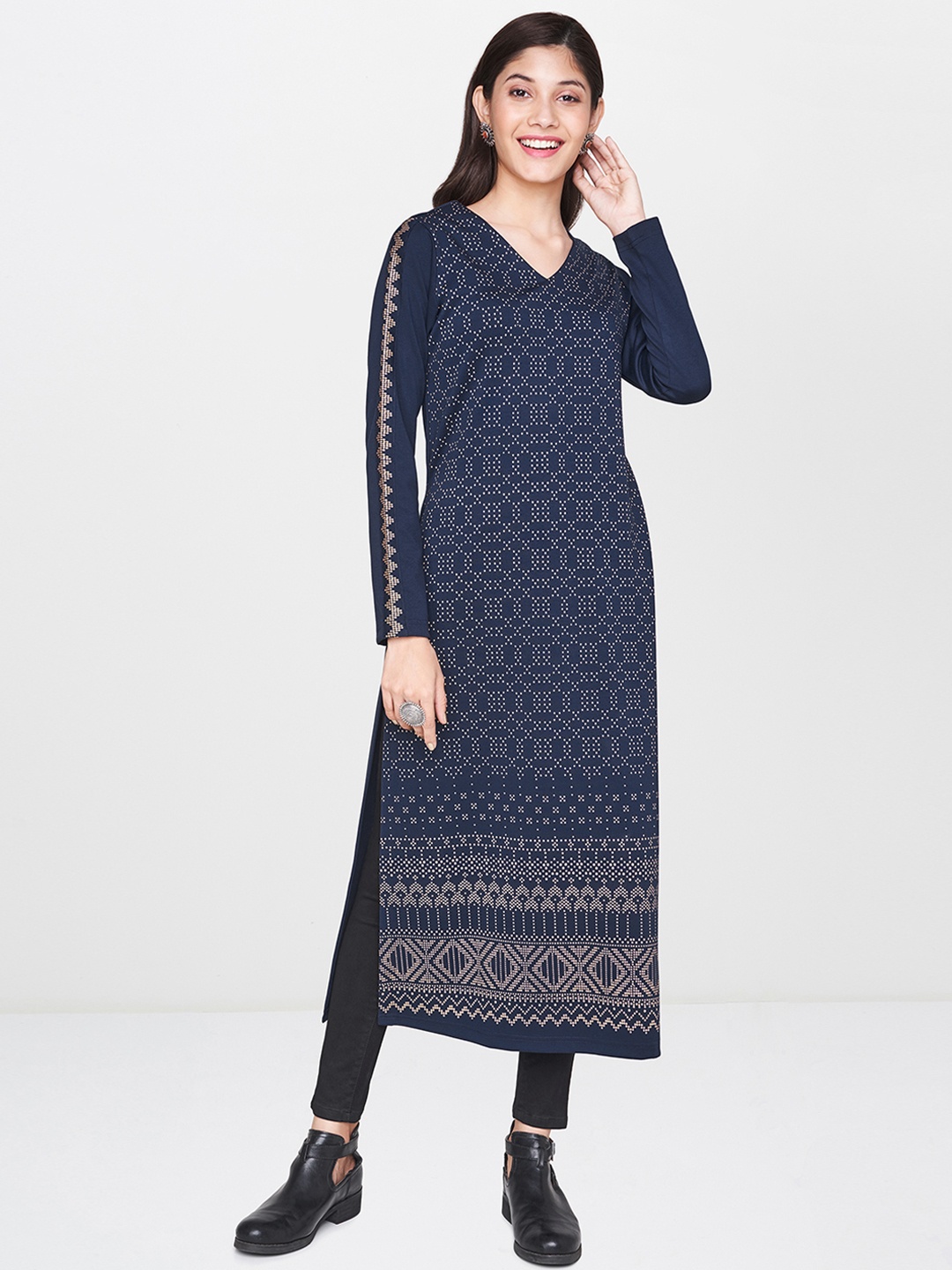 

Global Desi Women Navy Blue Printed Straight Kurta