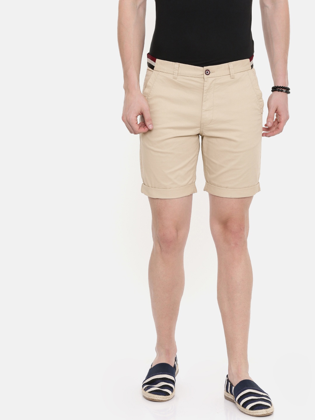 

Jack & Jones Men Beige Solid Regular Fit Chino Shorts