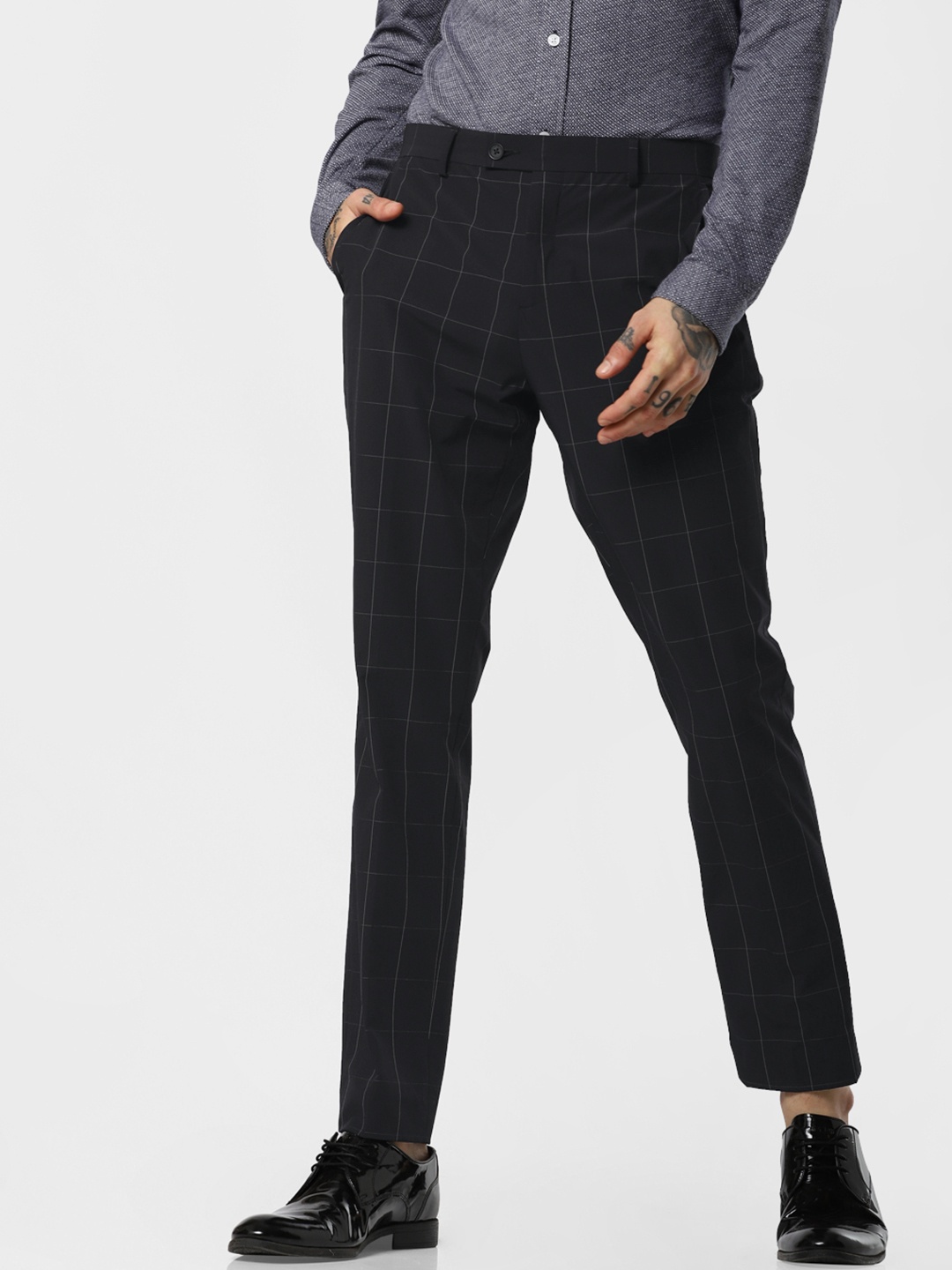 

Jack & Jones Men Navy Blue & White Slim Fit Checked Formal Trousers