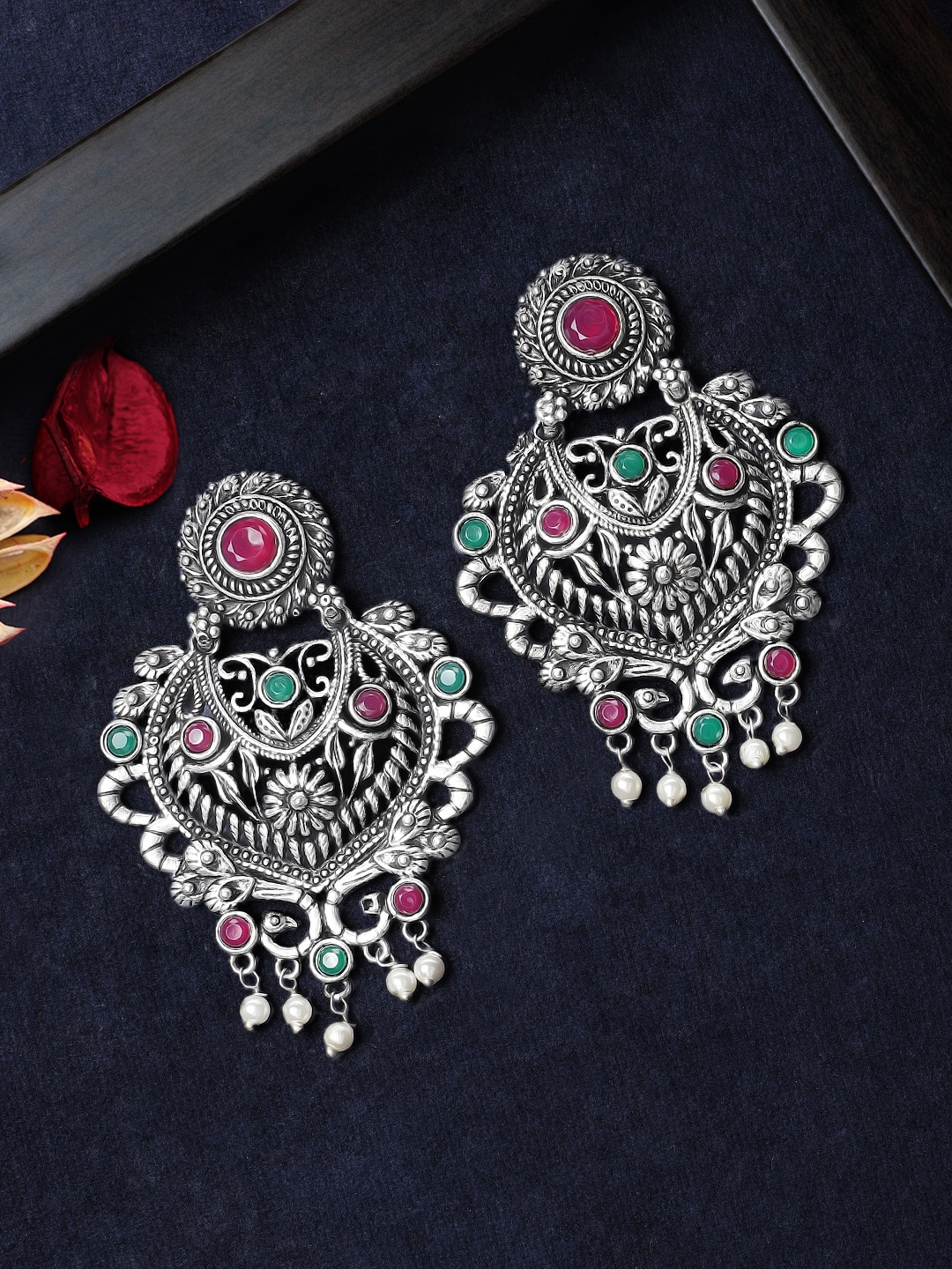 

Rubans Silver-Toned & Red Hand Crafted Contemporary Drop Earrings