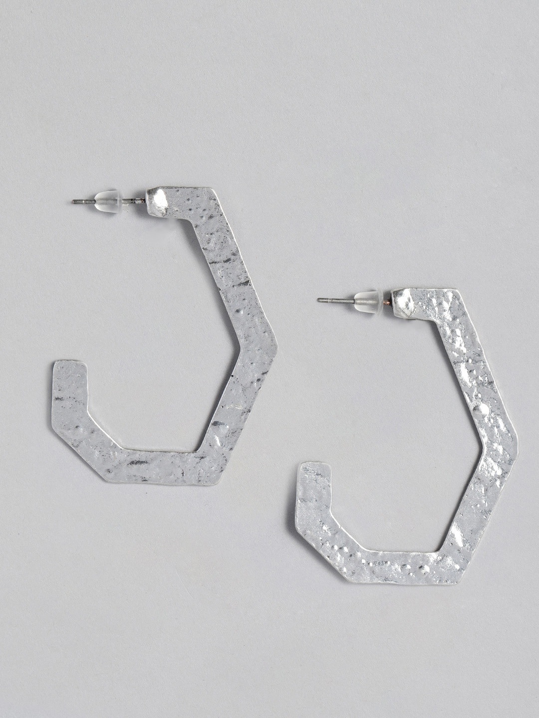 

justpeachy Silver-Toned Quirky Hoop Earrings