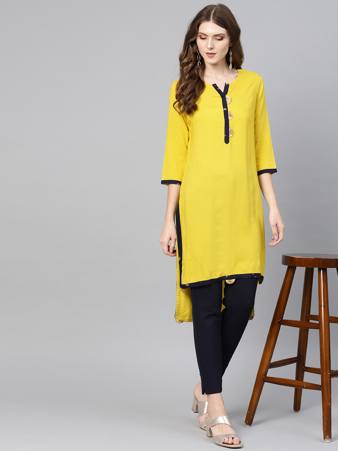 

Ahalyaa Women Mustard Yellow Solid Straight Kurta