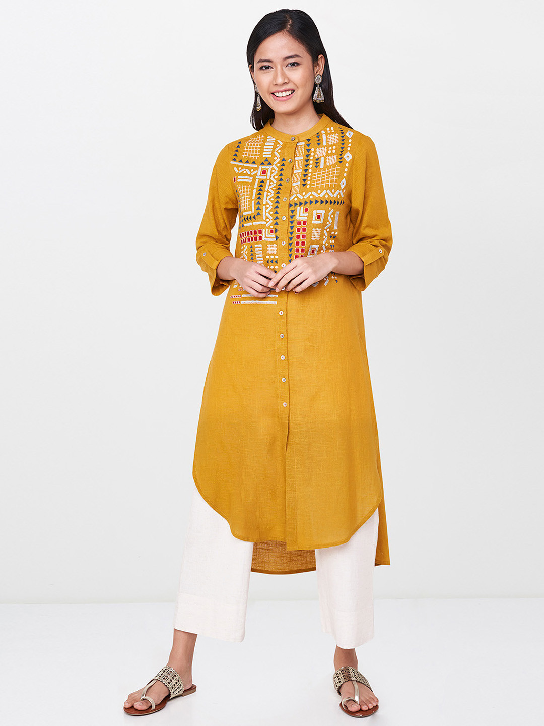 

Global Desi Women Mustard Yellow Embroidered Straight Kurta