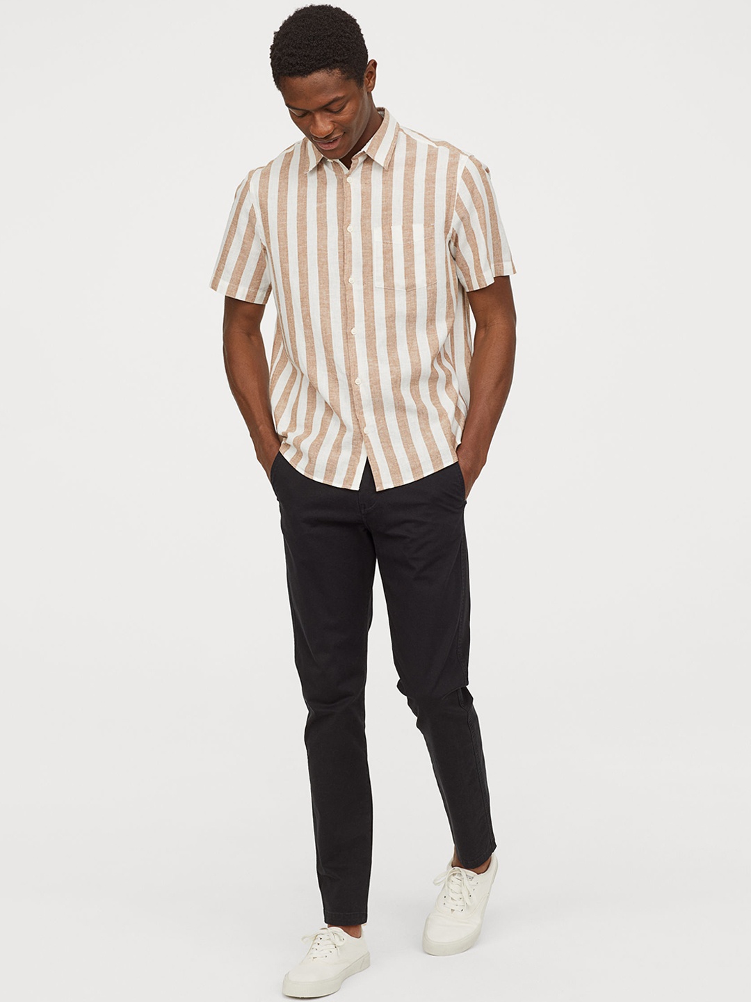 

H&M Men Black Solid Cotton Chinos Skinny Fit