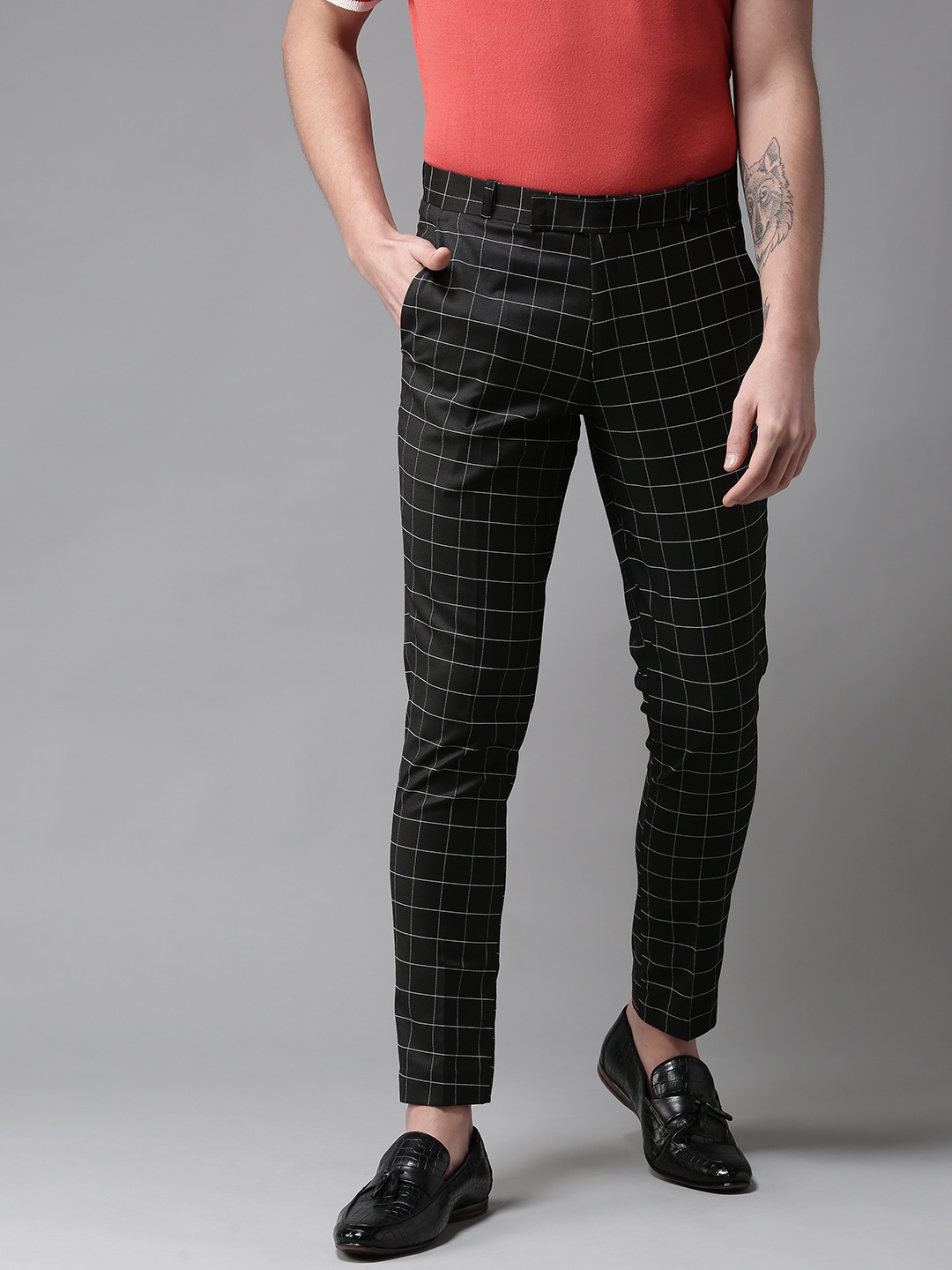 

DENNISON Men Black & White Smart Tapered Fit Checked Regular Trousers