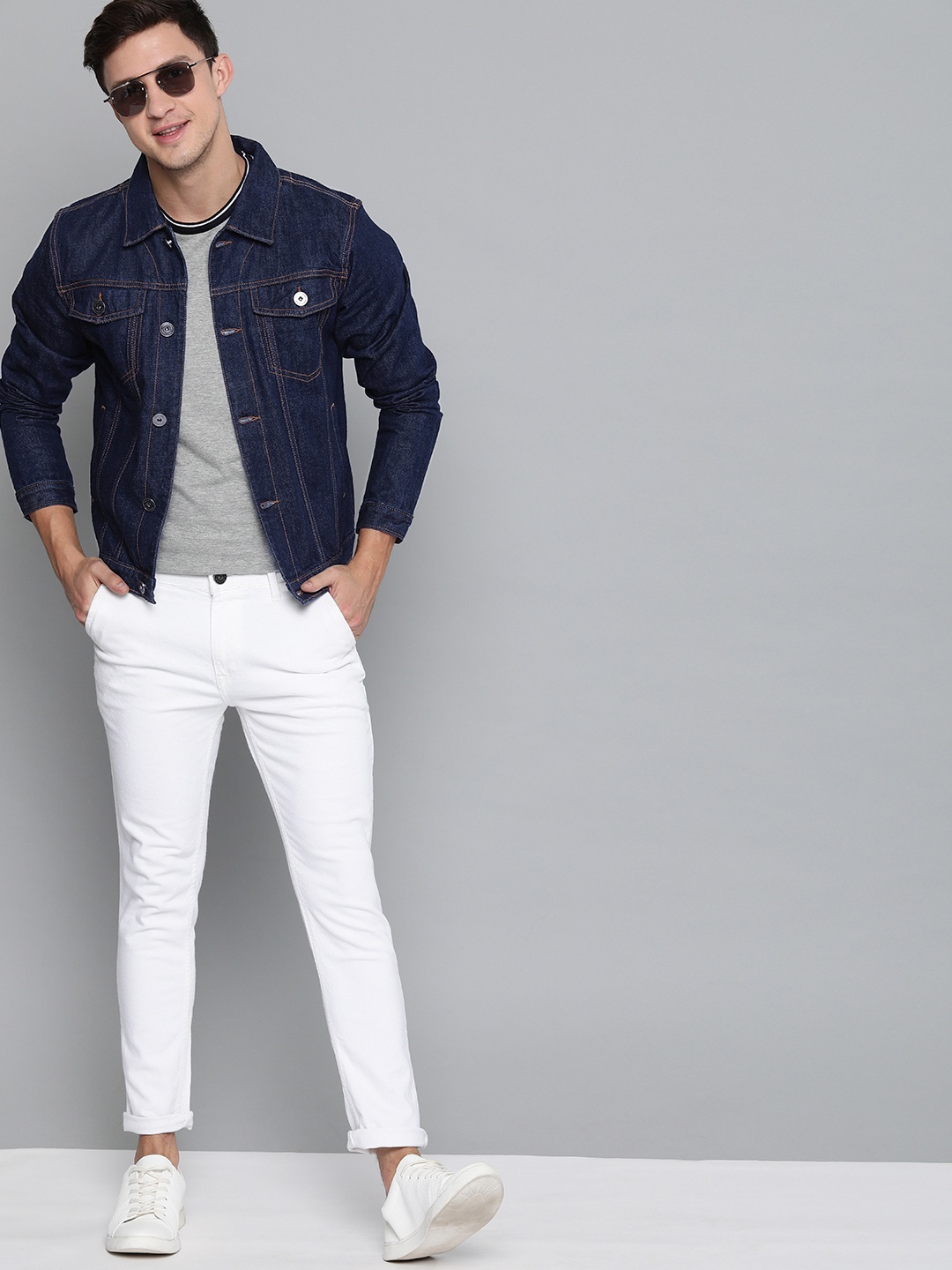 

Mast & Harbour Men Blue Solid Denim Jacket