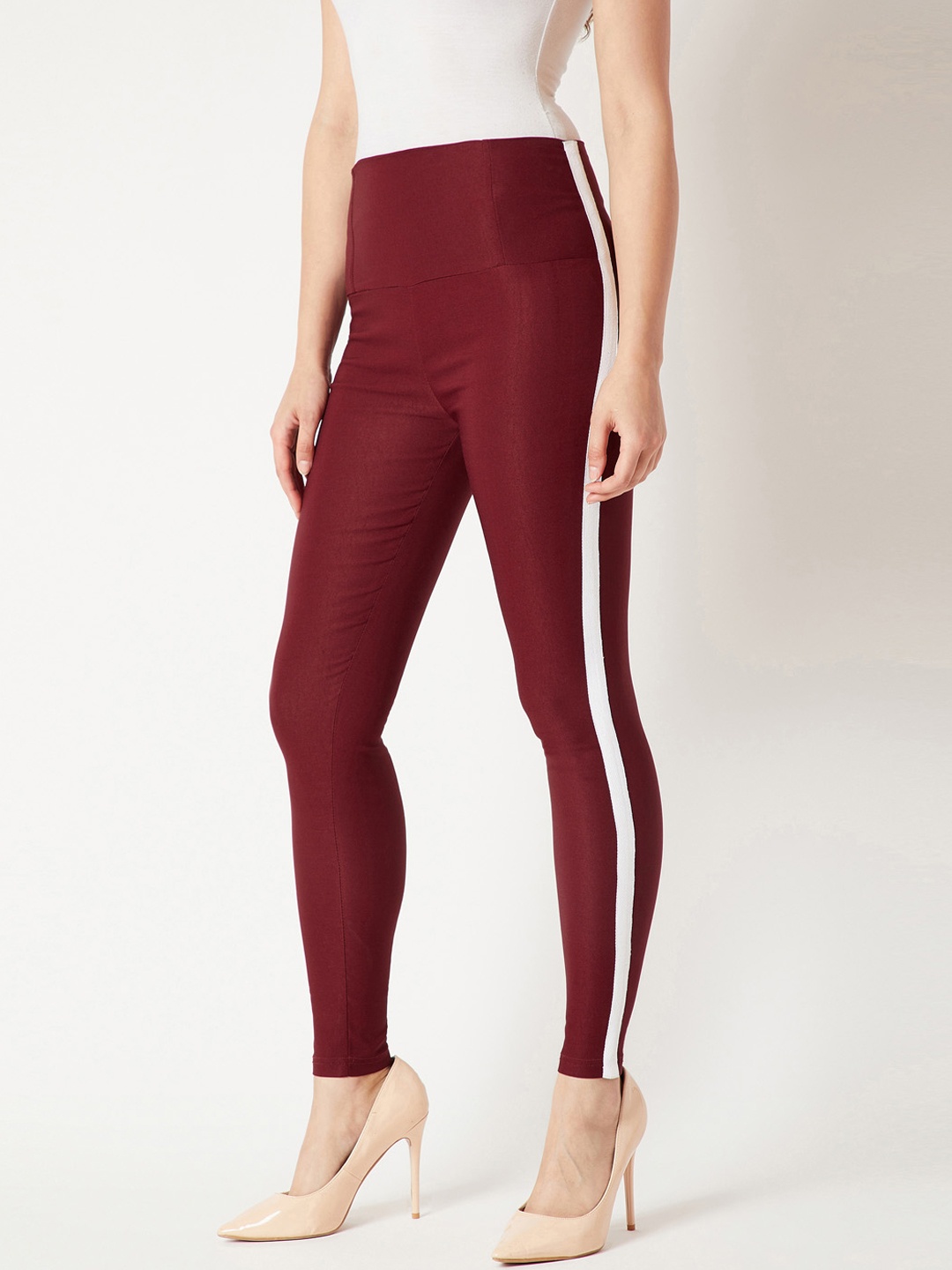 

Miss Chase Maroon Solid Slim-Fit Jeggings