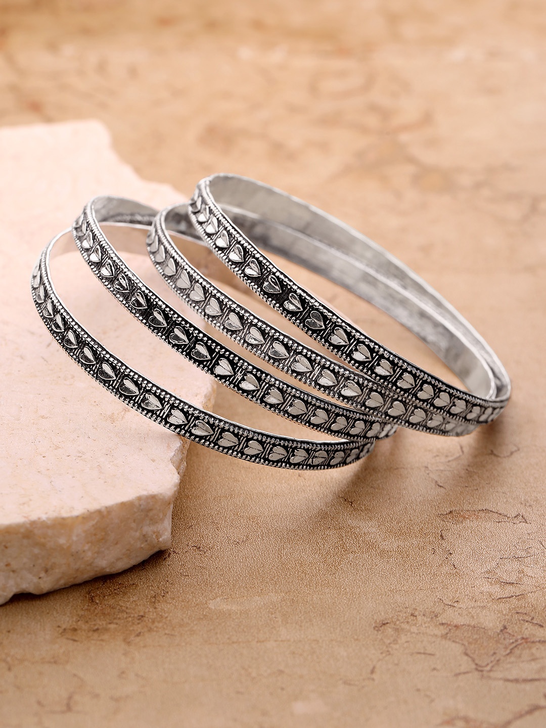 

Priyaasi Set of 4 Oxidised Silver-Plated Textured Bangles