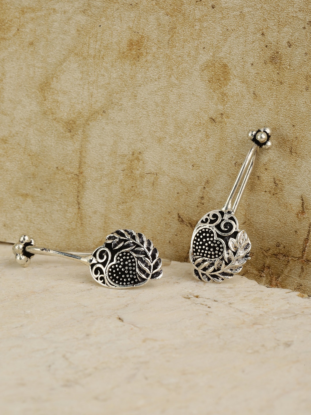 

Priyaasi Silver-Plated Oxidised Bugadi Ear Cuffs