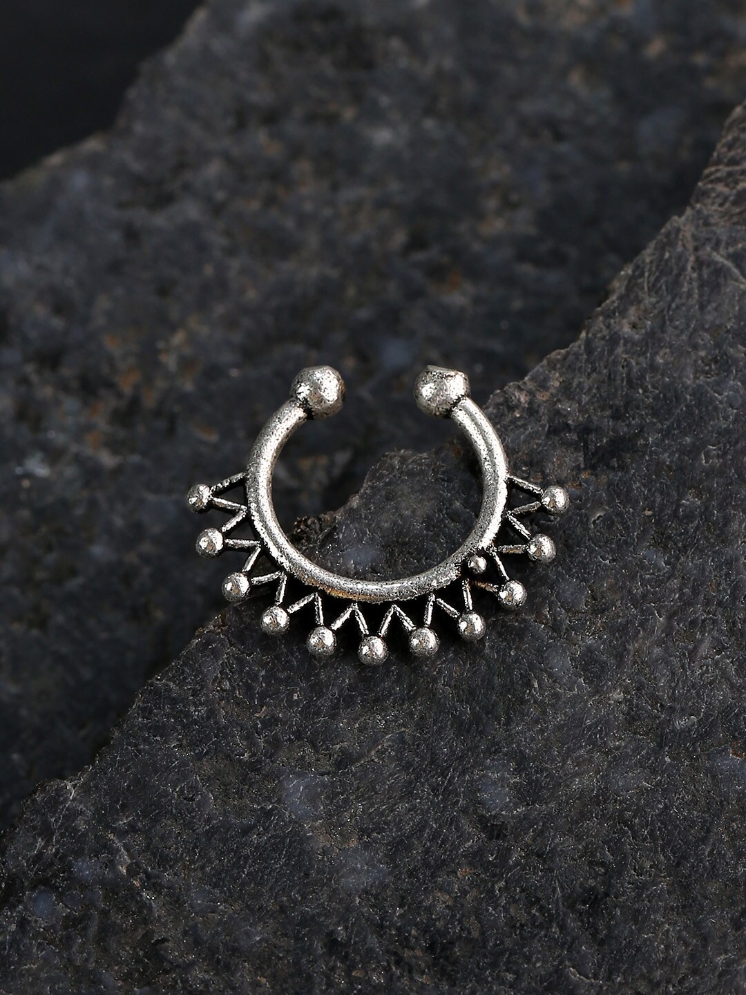 

Priyaasi Oxidised Silver-Plated Clip-On Septum Nose Ring
