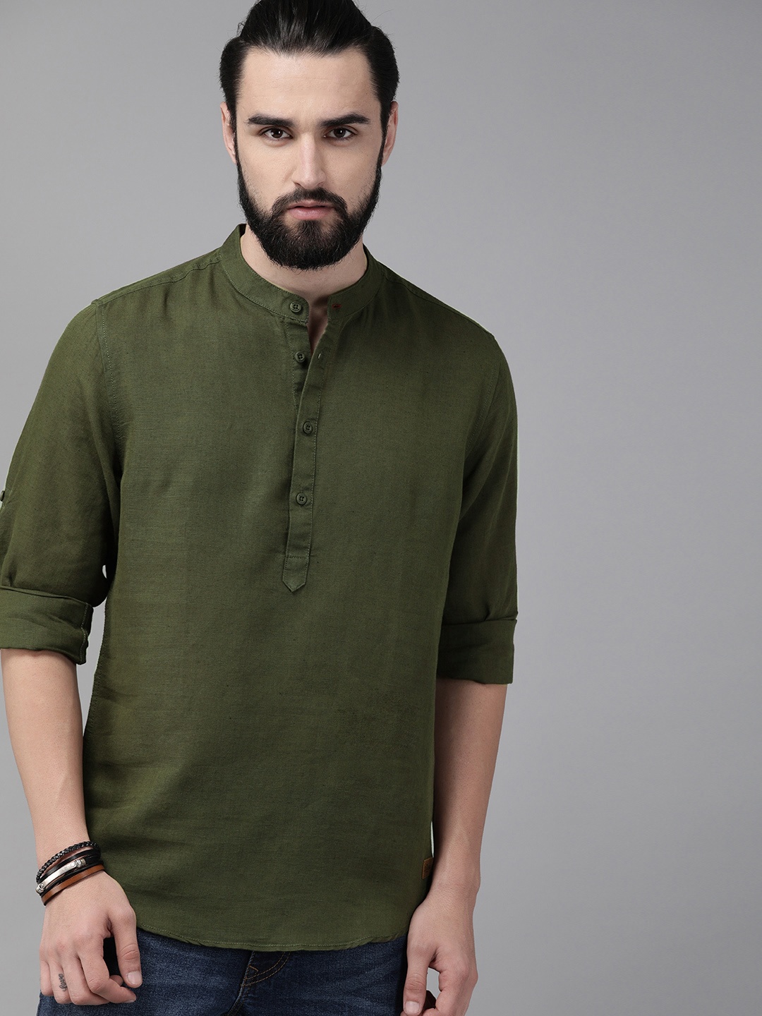 

The Roadster Lifestyle Co Men Olive Green Solid Regular Fit Casual Shirt