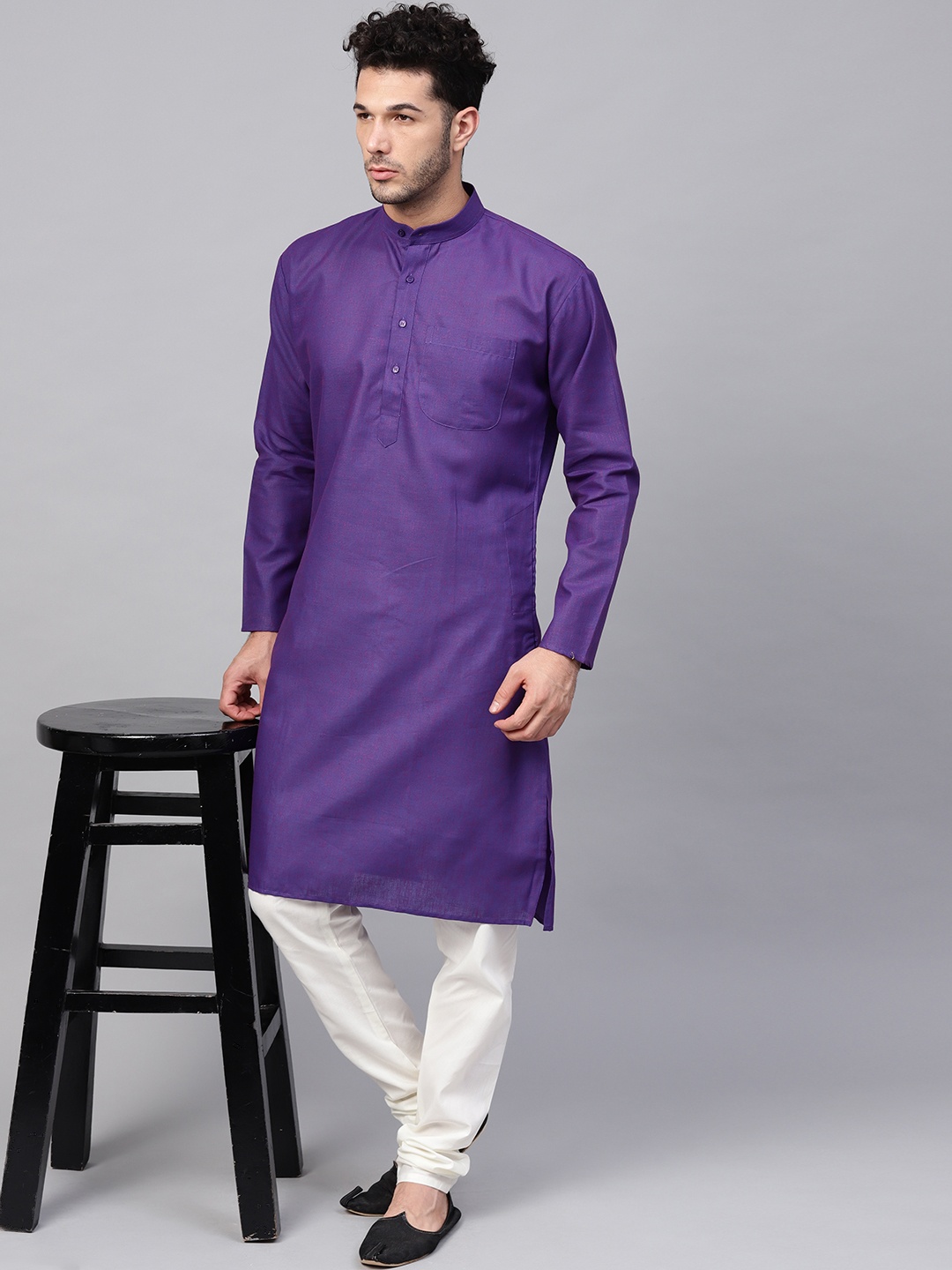 

SOJANYA Men Purple & Off-White Solid Kurta with Churidar