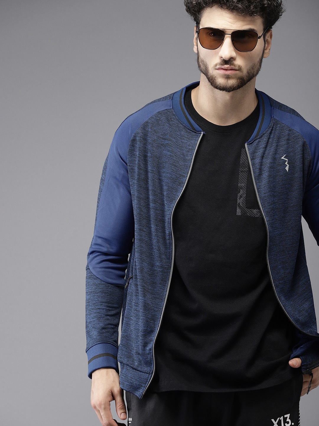 

Campus Sutra Men Blue Solid Lightweight Jacket